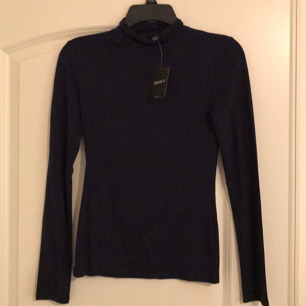 Fitted turtleneck